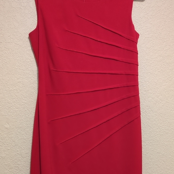 Calvin Klein cherry red ruched sleeveless round neck sheath midi dress - Picture 4 of 7